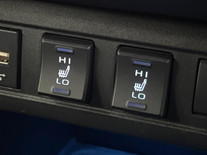 2023 Toyota Corolla Cross 6AA-ZVG11 (UW-6a30bf8c30803)[12]
