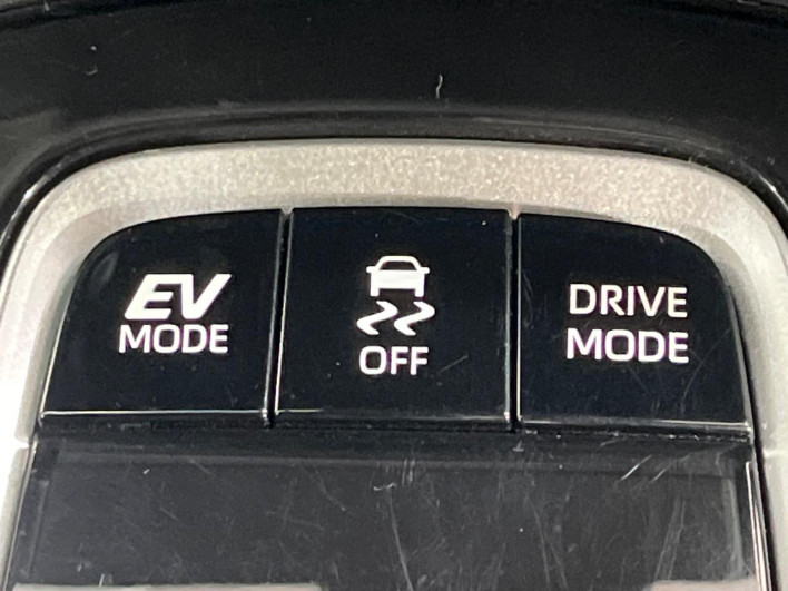 2024 Toyota Corolla Cross 6AA-ZVG13 (UW-6a30bf8dc022c)[23]