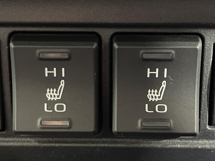 2024 Toyota Corolla Cross 6AA-ZVG13 (UW-6a30bf8dc022c)[21]