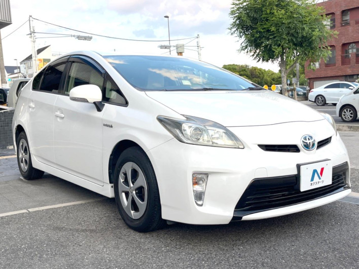 2013 Toyota Prius DAA-ZVW30 (UW-6a30bf911c8f2)[29]