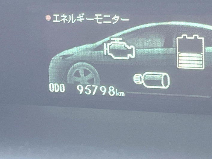 2013 Toyota Prius DAA-ZVW30 (UW-6a30bf911c8f2)[2]
