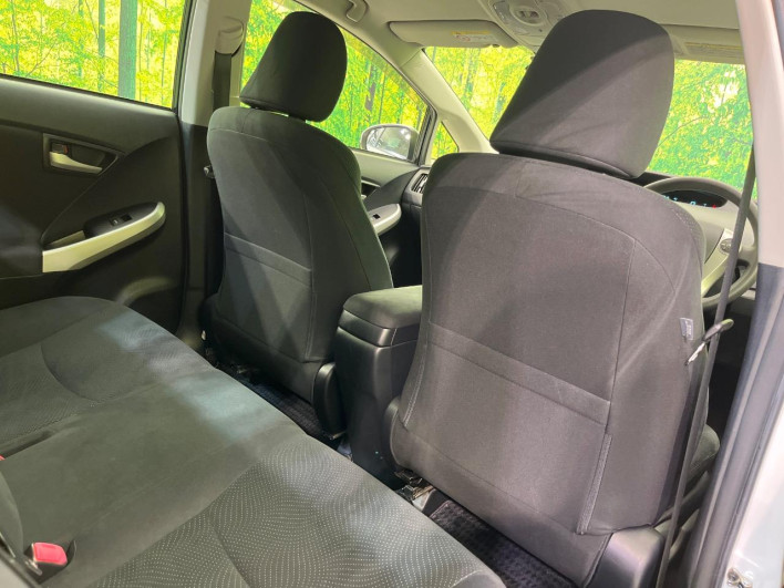 2013 Toyota Prius DAA-ZVW30 (UW-6a30bf92ac30c)[23]