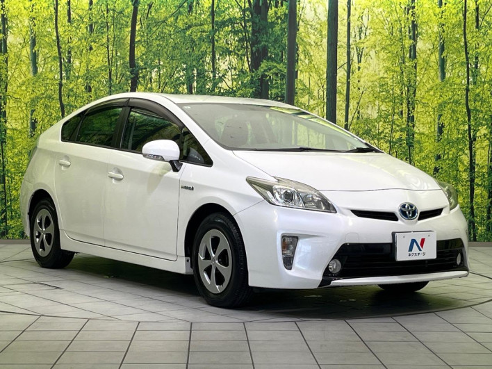 2013 Toyota Prius DAA-ZVW30 (UW-6a30bf92ac30c)[11]