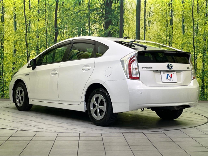 2013 Toyota Prius DAA-ZVW30 (UW-6a30bf92ac30c)[7]