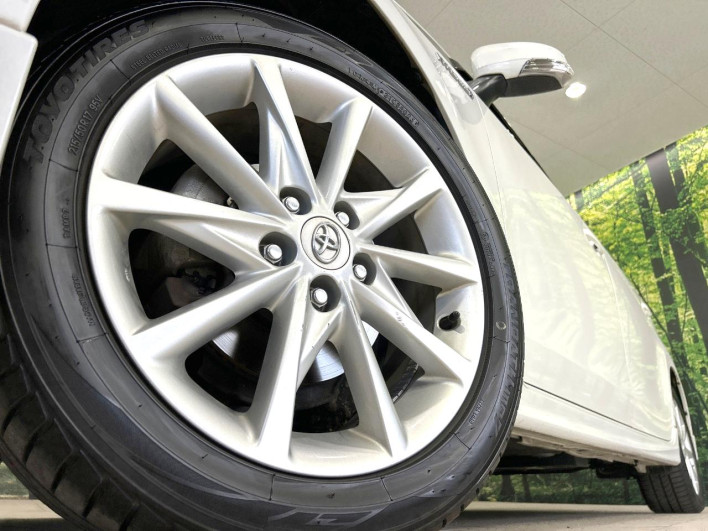 2013 Toyota Prius α DAA-ZVW41W (UW-6a30bf93efa98)[14]