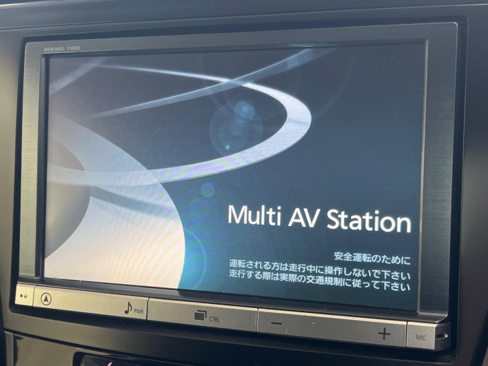 2014 Toyota Prius α DAA-ZVW41W (UW-6a30bf942c4db)[4]