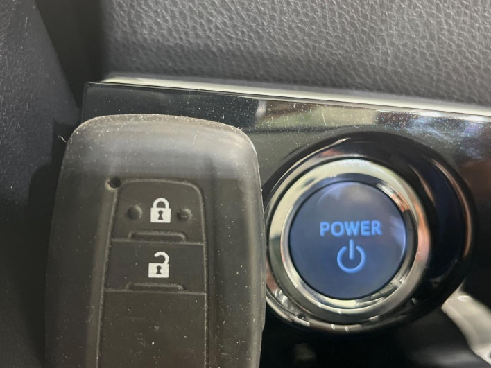 2017 Toyota Prius DAA-ZVW50 (UW-6a30bf963040c)[21]