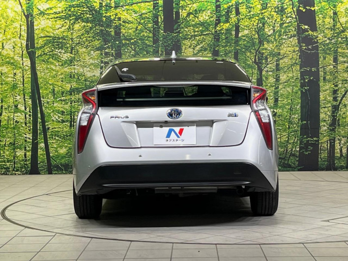2017 Toyota Prius DAA-ZVW50 (UW-6a30bf963040c)[6]