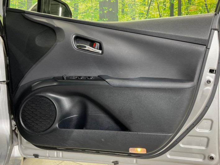 2017 Toyota Prius DAA-ZVW50 (UW-6a30bf963040c)[14]