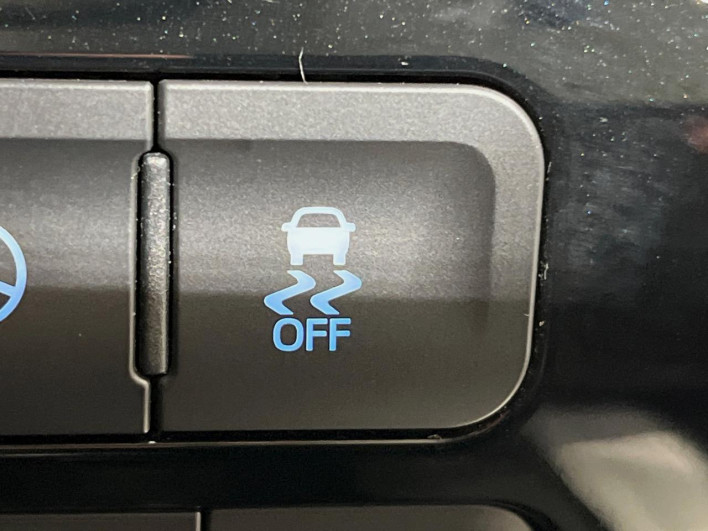 2017 Toyota Prius DAA-ZVW50 (UW-6a30bf963040c)[22]