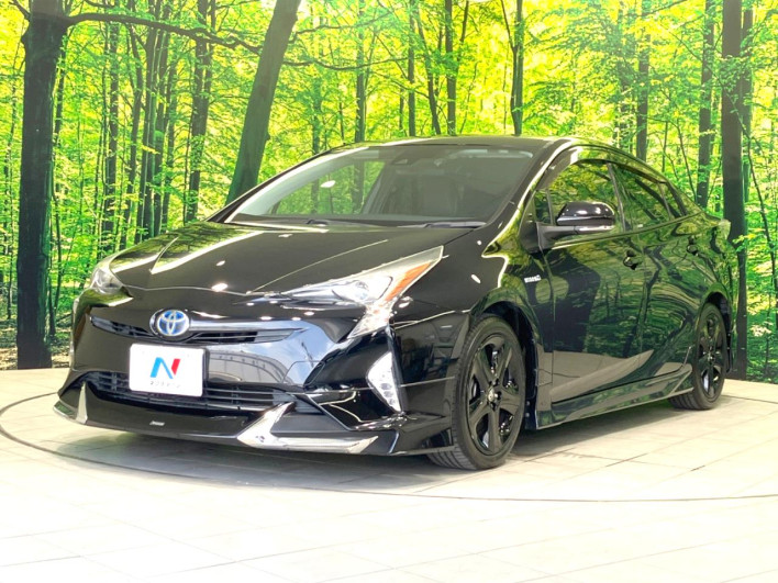 2017 Toyota Prius DAA-ZVW50 (UW-6a30bf96aa26d)[14]