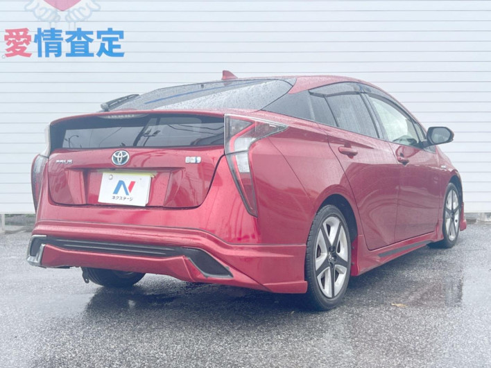 2016 Toyota Prius DAA-ZVW50 (UW-6a30bf9754660)[13]