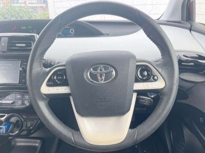 2016 Toyota Prius DAA-ZVW50 (UW-6a30bf9754660)[6]