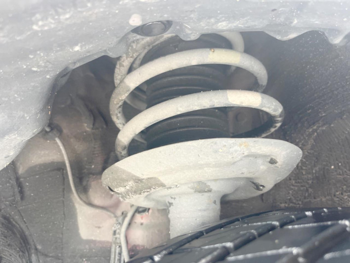 2016 Toyota Prius DAA-ZVW50 (UW-6a30bf9754660)[22]