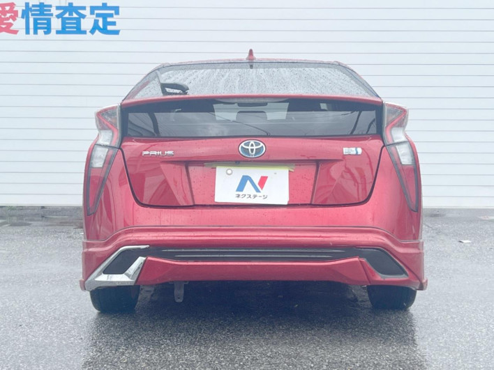 2016 Toyota Prius DAA-ZVW50 (UW-6a30bf9754660)[12]