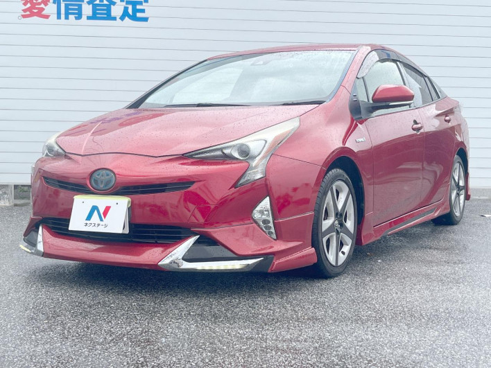 2016 Toyota Prius DAA-ZVW50 (UW-6a30bf9754660)[0]