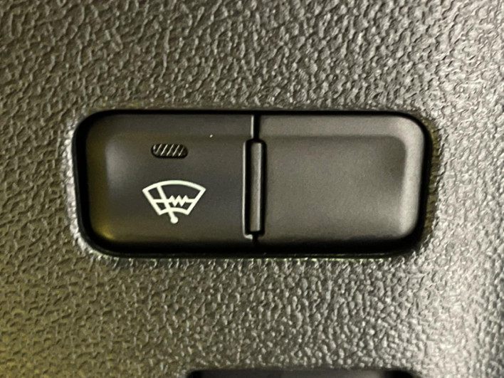 2020 Toyota Prius DAA-ZVW51 (UW-6a30bf9a97474)[21]