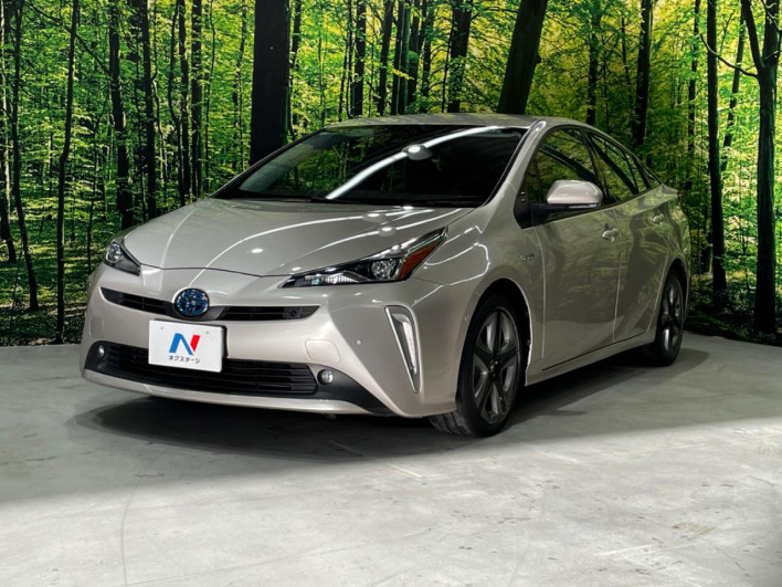 2020 Toyota Prius DAA-ZVW51 (UW-6a30bf9a97474)[15]