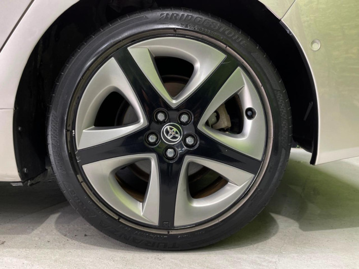 2020 Toyota Prius DAA-ZVW51 (UW-6a30bf9a97474)[4]