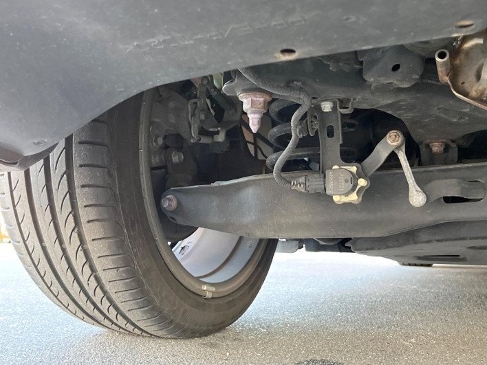 2017 Toyota Prius DAA-ZVW51 (UW-6a30bf9b92036)[20]