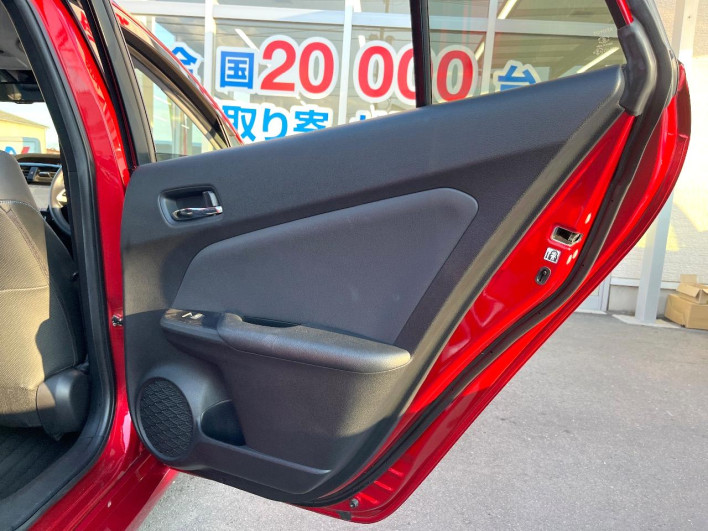 2017 Toyota Prius DAA-ZVW51 (UW-6a30bf9b92036)[29]