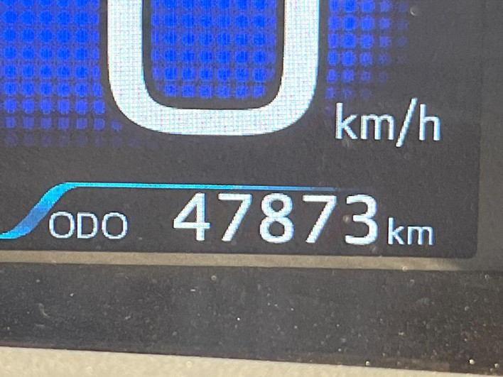 2017 Toyota Prius DAA-ZVW51 (UW-6a30bf9b92036)[2]