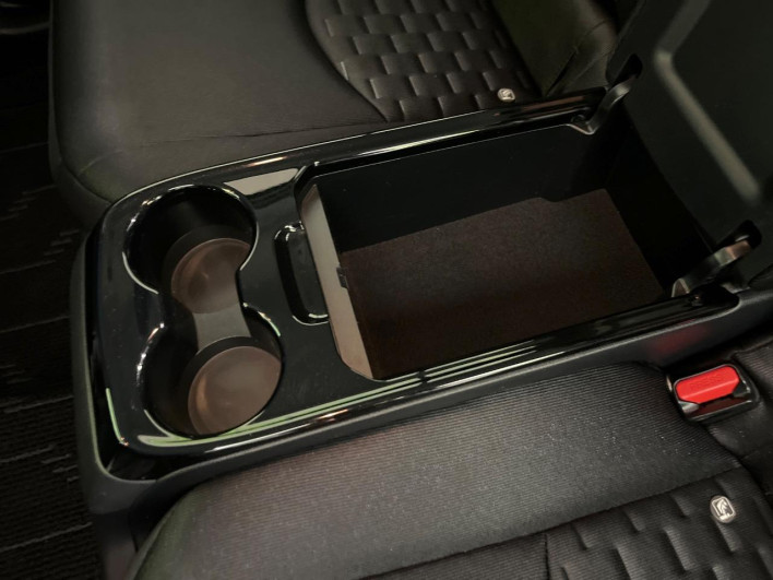 2018 Toyota Prius PHV DLA-ZVW52 (UW-6a30bf9c81e71)[12]