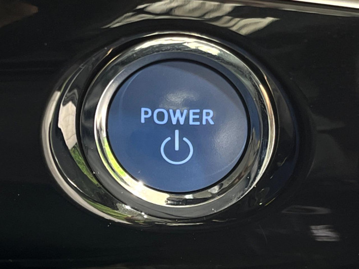 2017 Toyota Prius DAA-ZVW55 (UW-6a30bf9d28e5e)[26]