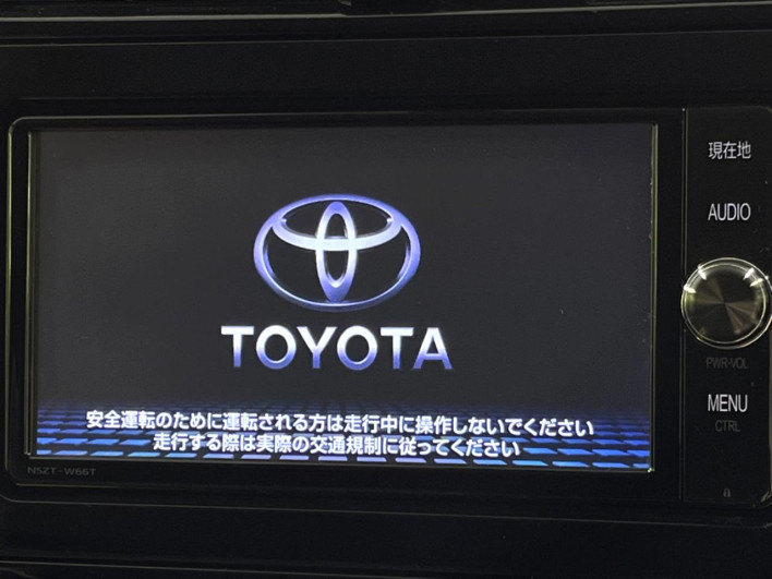 2017 Toyota Prius DAA-ZVW55 (UW-6a30bf9d28e5e)[12]