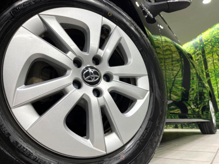 2017 Toyota Prius DAA-ZVW55 (UW-6a30bf9d28e5e)[4]