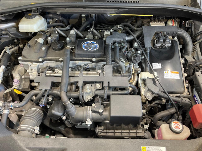2017 Toyota C-HR DAA-ZYX10 (UW-6a30bfaf9dda1)[4]