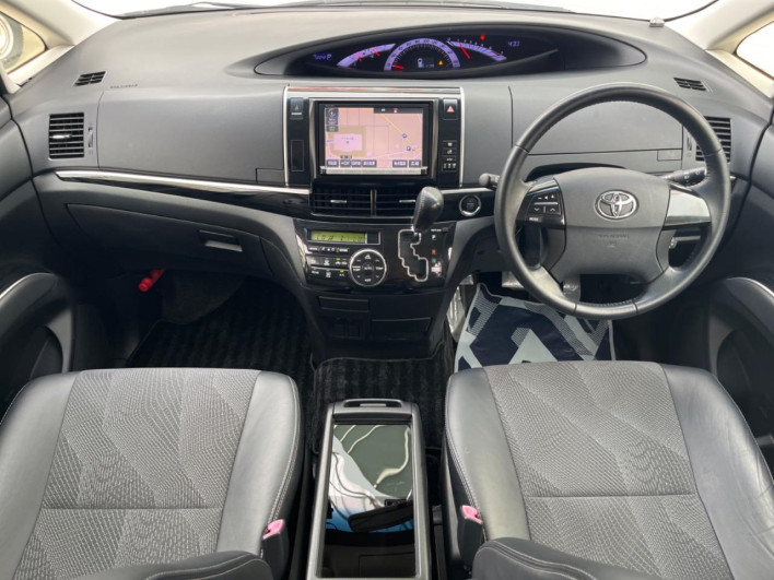 2014 Toyota Estima DBA-ACR50W (UW-6a320f5c9c0e0)[28]