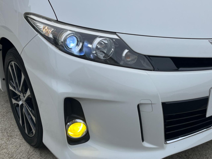2014 Toyota Estima DBA-ACR50W (UW-6a320f5c9c0e0)[14]