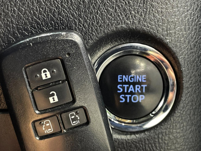 2016 Toyota Vellfire DBA-AGH30W (UW-6a320f5f2caf5)[24]