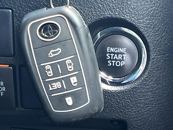 2016 Toyota Vellfire DBA-AGH30W (UW-6a320f5f3d686)[17]