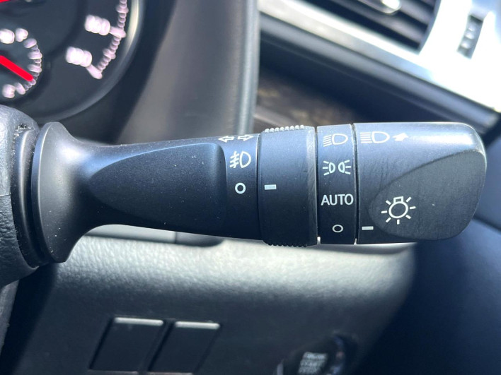 2016 Toyota Vellfire DBA-AGH30W (UW-6a320f5f3d686)[21]