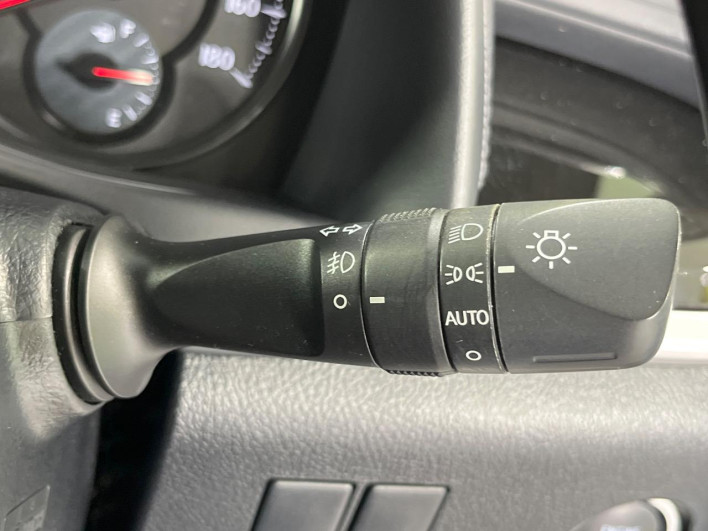2017 Toyota Alphard DBA-AGH30W (UW-6a320f6155710)[17]