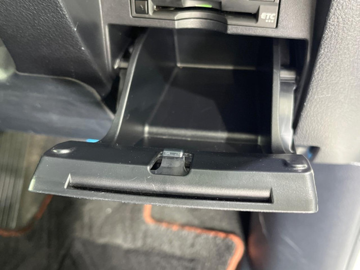 2017 Toyota Alphard DBA-AGH30W (UW-6a320f6155710)[10]