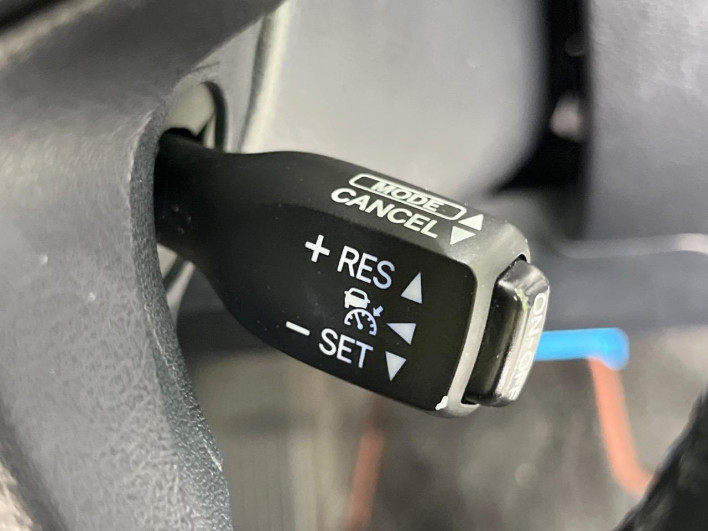 2017 Toyota Alphard DBA-AGH30W (UW-6a320f6155710)[14]