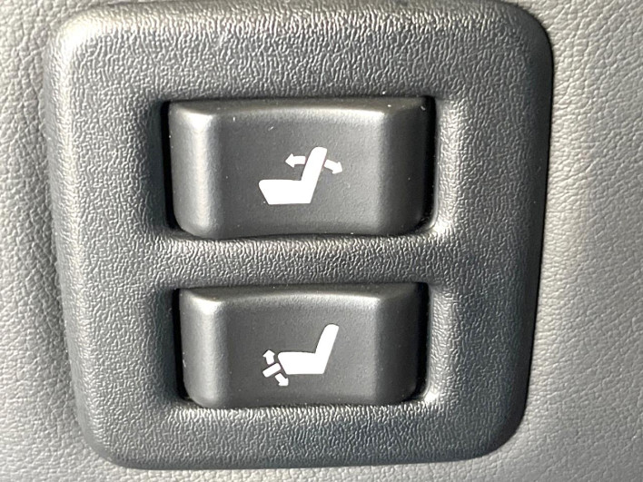 2020 Toyota Vellfire 3BA-AGH30W (UW-6a320f6644163)[28]
