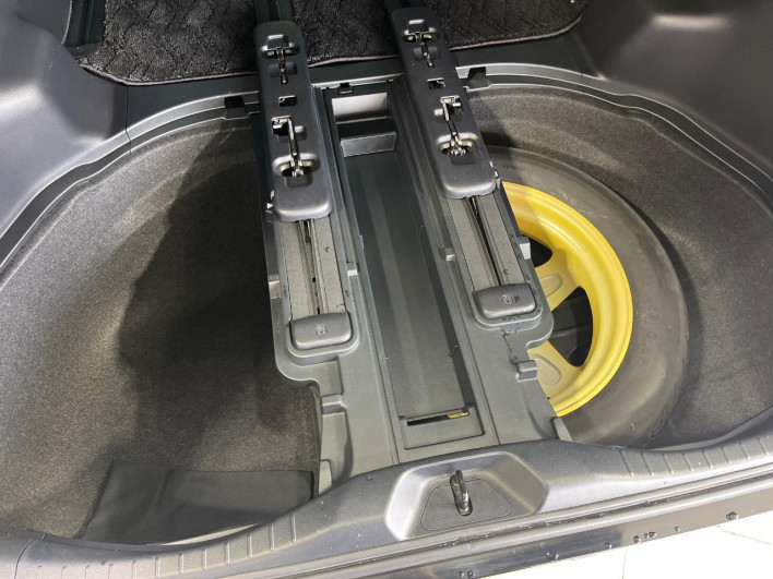 2021 Toyota Vellfire 3BA-AGH35W (UW-6a320f6ce681f)[28]