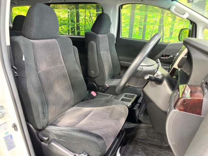 2012 Toyota Vellfire DBA-ANH20W (UW-6a320f73e16e9)[7]