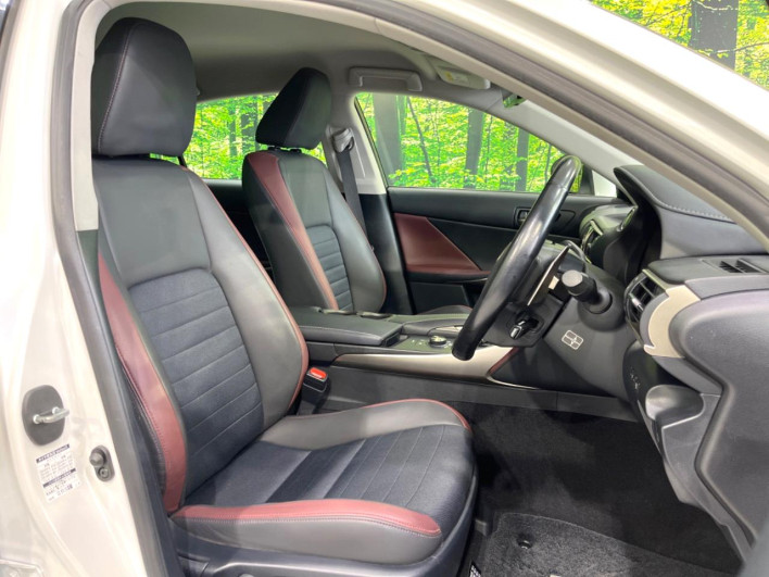 2017 Lexus IS DAA-AVE30 (UW-6a320f75cad6e)[7]