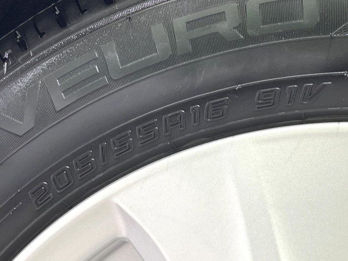 2017 Lexus IS DAA-AVE30 (UW-6a320f75cad6e)[14]