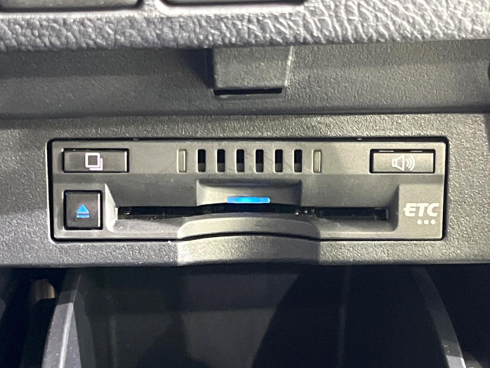 2021 Toyota Alphard Hybrid 6AA-AYH30W (UW-6a320f8887930)[13]