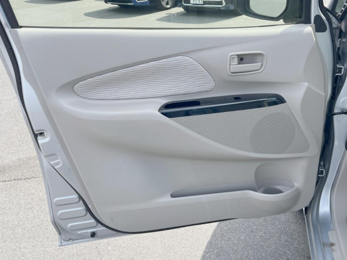 2013 Mitsubishi eK Wagon DBA-B11W (UW-6a320f8ecd989)[19]