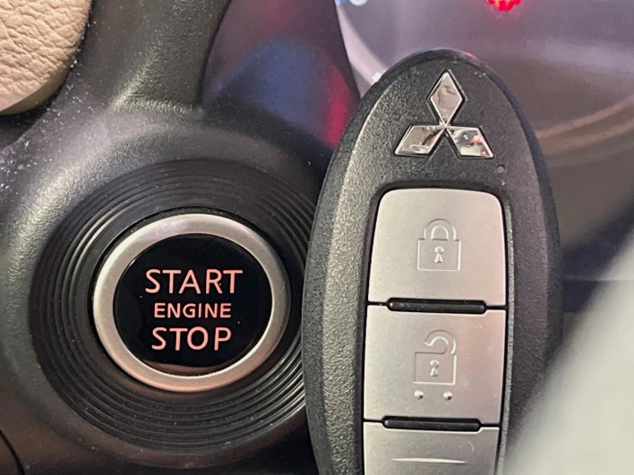 2019 Mitsubishi eK Cross 4AA-B35W (UW-6a320f9d34fc1)[21]