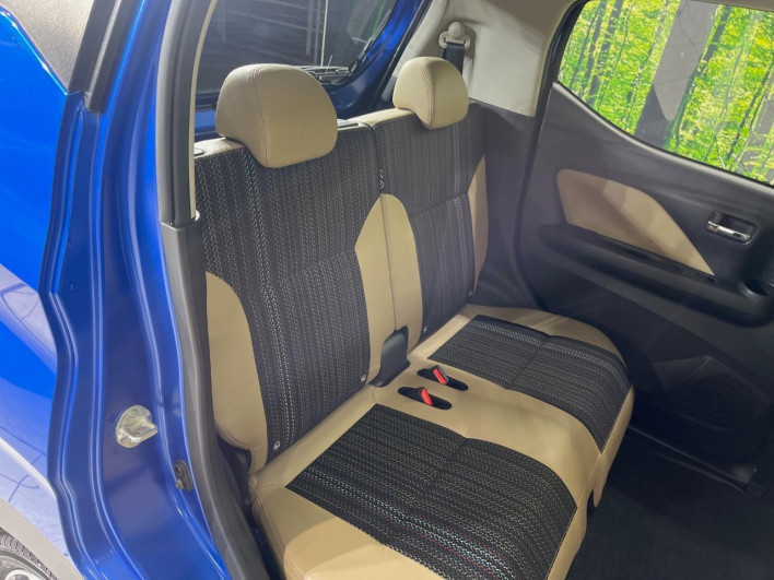 2019 Mitsubishi eK Cross 4AA-B35W (UW-6a320f9d34fc1)[18]
