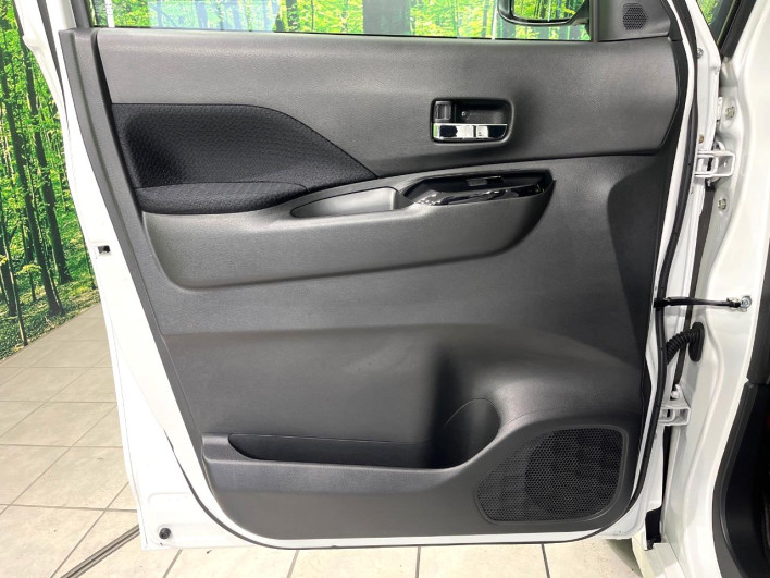 2020 Nissan Roox 5AA-B44A (UW-6a320fa304a9a)[25]