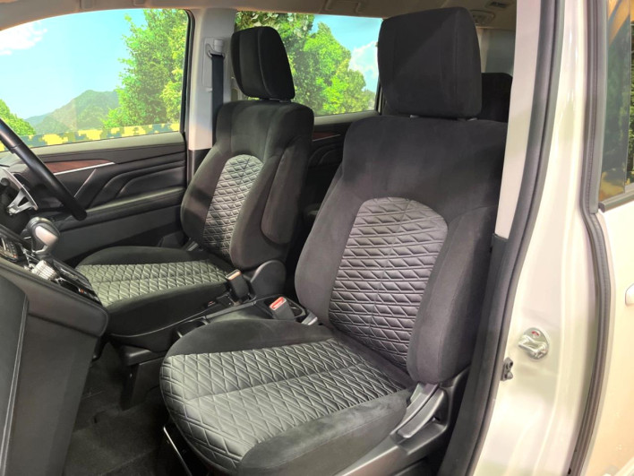2021 Mitsubishi Delica D:5 3DA-CV1W (UW-6a320fb56abd0)[13]